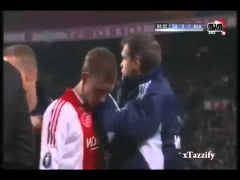 22.12.2011 Hooligan @ Goalkeeper Esteban Alvarado * AJAX-ALKMAAR