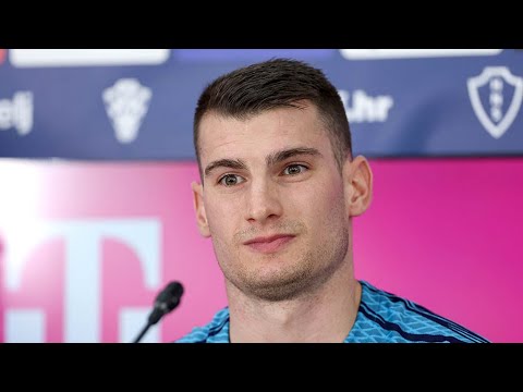 Dominik Livaković najavio početak Svjetskog prvenstva Dominik Livaković najavio početak Svjetskog prvenstva