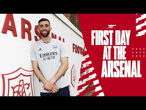 Matt Turner's First Day at The Arsenal