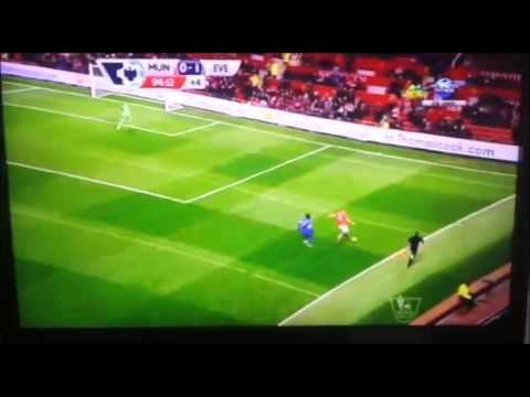 Bryan Oviedo historic goal Everton 12 Diciembre 2013