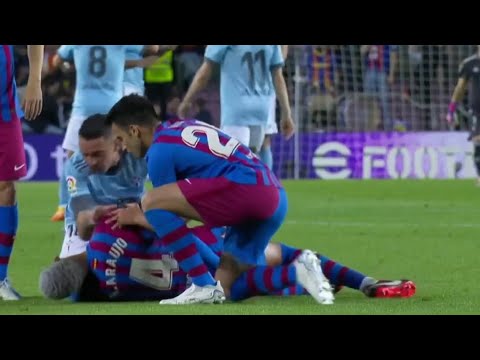 Araujo falls unconscious (Araujo injury)