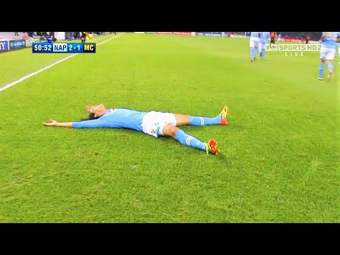 The Day Edinson Cavani Destroyed Manchester City