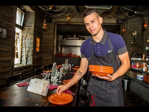 Raphael Guerreiro beim Portugiesen (ENG Subtitles)