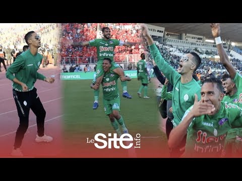 بانون ينضم للاعبي الرجاء ويحتفل بجنون مع الجماهير بعد الفوز بالديربي