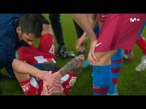 SIMEONE OBLIGA A WASS A JUGAR LESIONADO / BARCELONA - ATLÉTICO