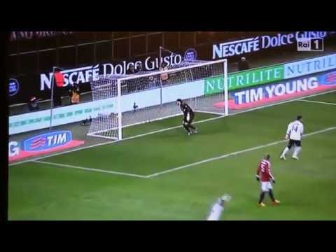 Goles Uruguayos: 2 de Martín Cáceres para Milan 1 - 2 Juventus - 08/02/2012