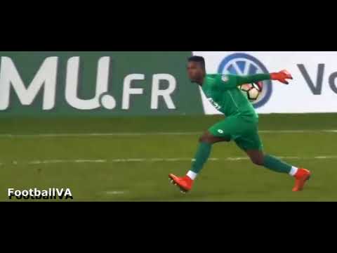 Goalkeeper Lawrence Ati crazy skill vs  Di María ( 07.02.2018 HD )