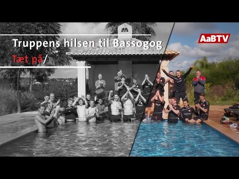 AaB's trup med hyldest til Bassogog