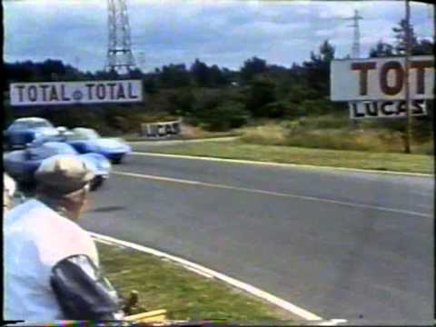 The Rodriguez brothers at the 1961 Le Mans 24H