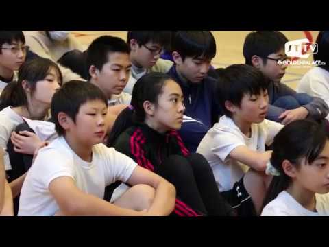 Wataru  Endo en Binkie bezoeken The Japanese School of Brussels