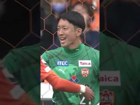 ⚡LIGHTNING reflexes from Japan's number 1️⃣2️⃣, their main goalie in World Cup 2022, Shuichi Gonda 🧤