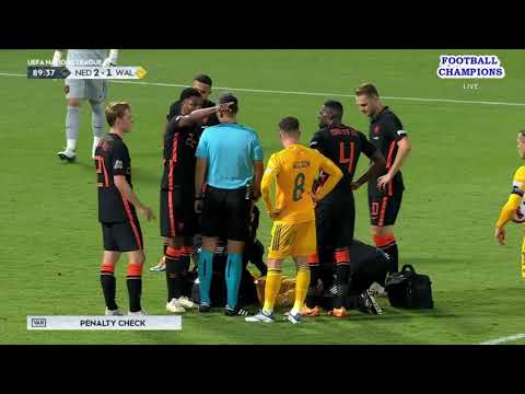 Harry Wilson erwartet den Elfmeter-Check, Niederlande-Wales, UEFA Nations League 2022