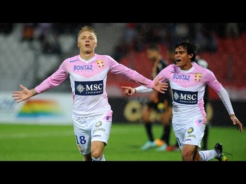 Amazing free kick ✪ Daniel Wass ✪ The danish king.