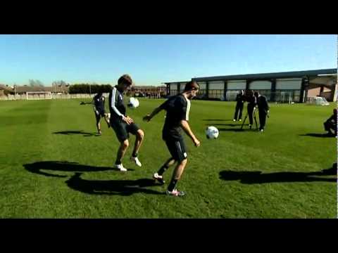 Suarez, Henderson _ Coates take the 188BET Skills Challenge.flv