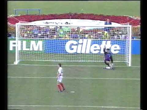 Dragan Stojkovic Piksi VS Diego Maradona