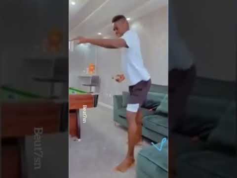 Pape Abou cissé  plus grand danseur de la tanière 🤣🤣