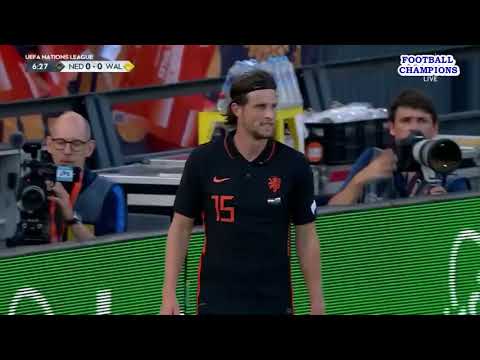 Chris Mepham verpasste den Eckballkopfstoß, Niederlande-Wales, UEFA Nations League 2022