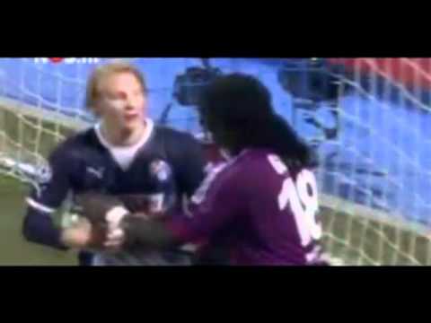 Dinamo Zagreb player Vida in Slow Motion -THE WINK  !