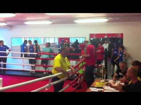 Sébastien THORIMBERT (Carouge) vs Michel AEBISCHER (Bienne). Combat officiel light-contact