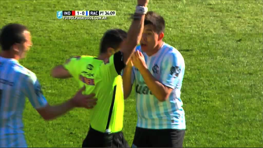 Acuña reaccionó y fue expulsado. Independiente 1 - Racing 0. Fecha 24. Primera División 2015. FPT.