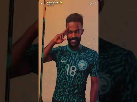 نواف العابد لاعب المنتخب السعودي يصور تجهيز غرفته في منتجع شاطئ سيلين نواف العابد لاعب المنتخب السعودي يصور تجهيز غرفته في منتجع شاطئ سيلين