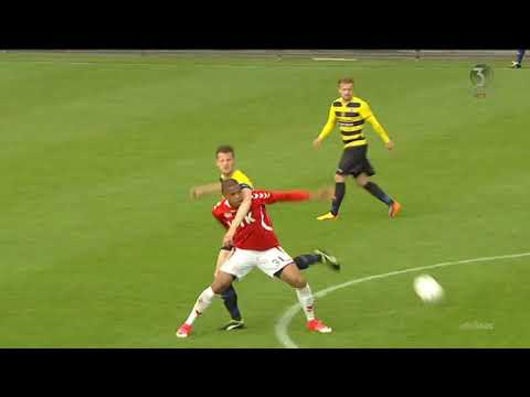 GAEL ONDOUA NEXT YAYA TOURE AGAINST HOBRO IK