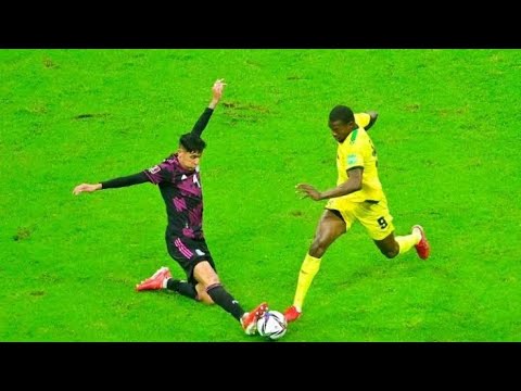 Edson Alvarez | The Best Defensive Midfielder in Mexico 2021 | HD Edson Alvarez | The Best Defensive Midfielder in Mexico 2021 | HD