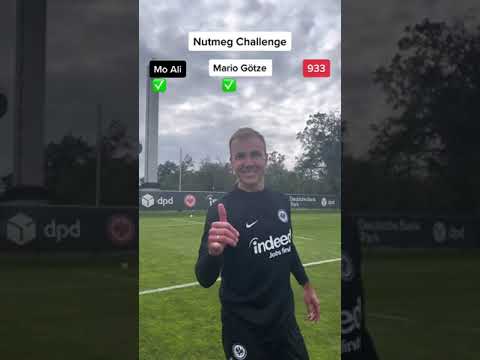 NUTMEG CHALLENGE: Mario Götze gegen Mo Ali und 933 #shorts