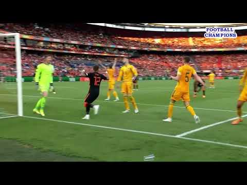 Ethan Ampadu hat den Ball trickreich gestohlen, Niederlande-Wales, UEFA Nations League 2022
