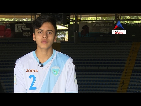 Joven Roberto Alvarado emigra al futsal de Costa Rica, con Europa en sus planes