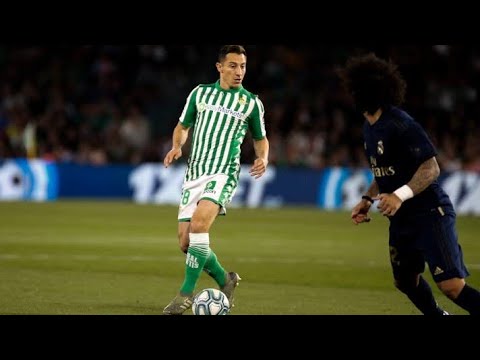 LA ELEGANCIA DE ANDRÉS GUARDADO