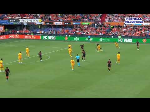 Teun Koopmeiners rennt in Richtung zu Ball genommen, Niederlande-Wales, UEFA Nations League 2022