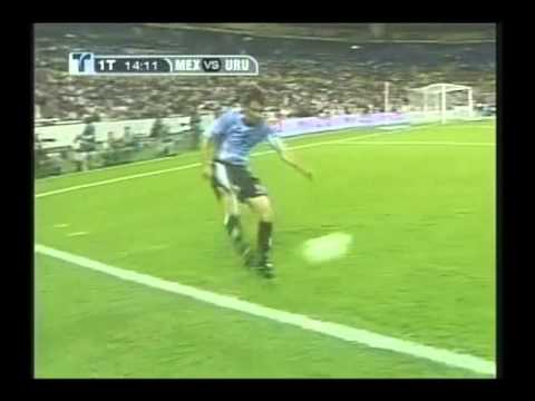 26/10/2005 - Debut de Diego Godín y Maximiliano Pereira en la selección mayor.