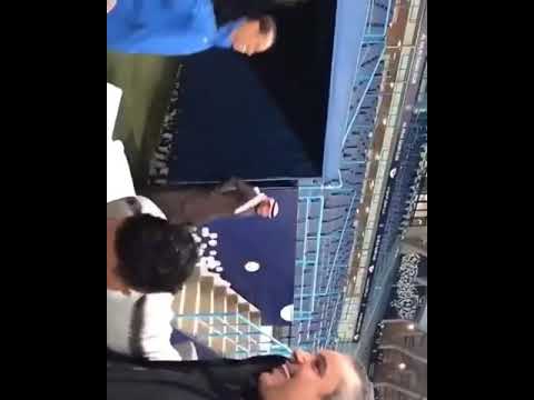 كلام النجم الاماراتي عموري لنواف العابد  لاعبين الهلال