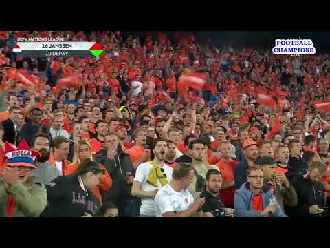 Vincent janssen betritt nach dem großartigen Spiel Niederlande, UEFA Nations22, die Umkleidekabine