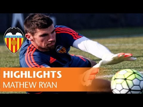 Mathew Ryan: Valencia CF new goalkeeper highlights