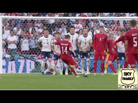 ○Mikkel Damsgaard 🇩🇰 ● Miraculous goal  against England in the semi-finals of the European Cup