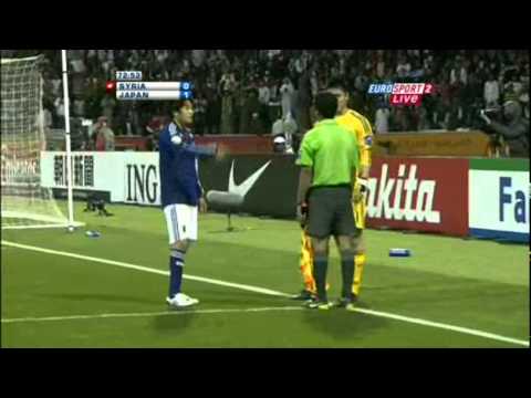 川島永嗣 Eiji KAWASHIMA is given a RED CARD!!