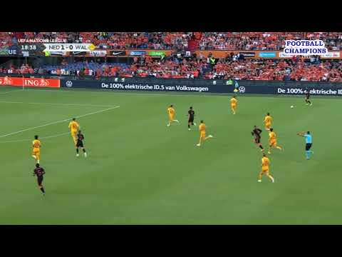 Chris Mepham Ballhandhabungsfähigkeit kaum gering, Niederlande-Wales, UEFA Nations League 2022