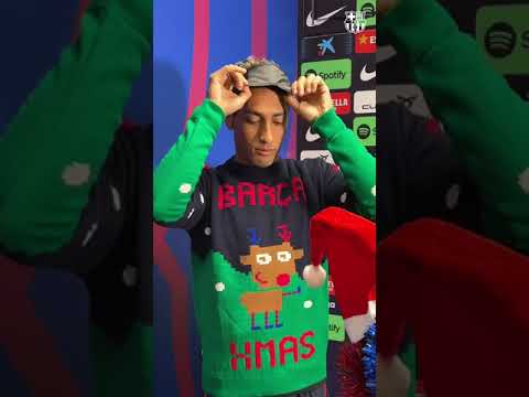 Raphinha is Christmas ready! 🎄😜 #shorts