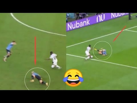 3 minutes of Kamaldeen Sulemana destroying Uruguay