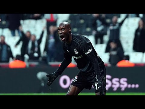 ATİBA HUTCHİNSON - YORGUN DEMOKRAT