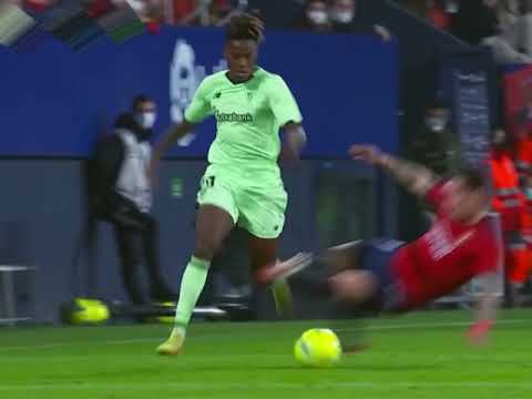 Iñaki Williams confronts Chimy Ávila after brutal tackle on his brother