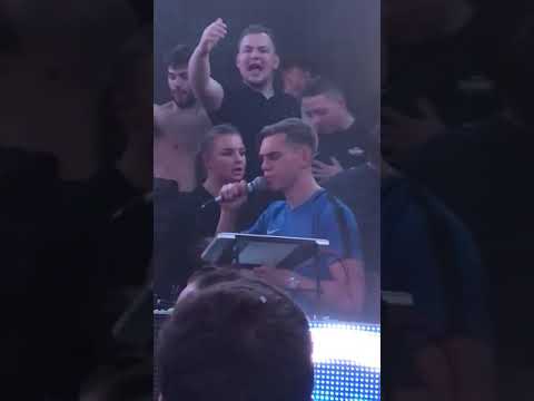 Dronken Trossard: "Alle boeren zijn homo's"