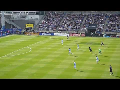NYCFC's Sean Johnson makes great save vs. CF Montreal's Ismaël Koné Eastern Conference semi-final