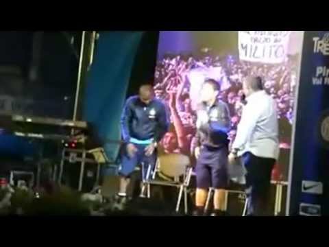 Yuto Nagatomo is singing gaily