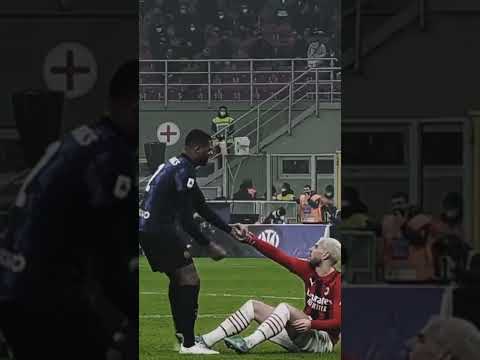 Theo Hernandez disrespectful ๐ Theo Hernandez disrespectful ๐