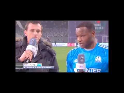 Steve Mandanda catches botlte from crowd- VINE