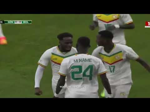 Il gran gol di Boulaye Dia in Senegal-Bolivia