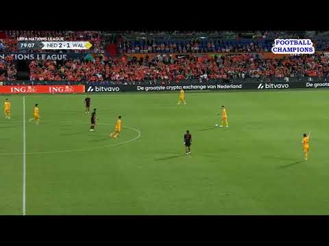 Ethan Ampadu schießt stilvoll mit dem rechten Fuß, Niederlande-Wales, UEFA Nations League 2022